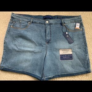 NWT Bandolino Women’s Plus Sz 24w Denim Shorts